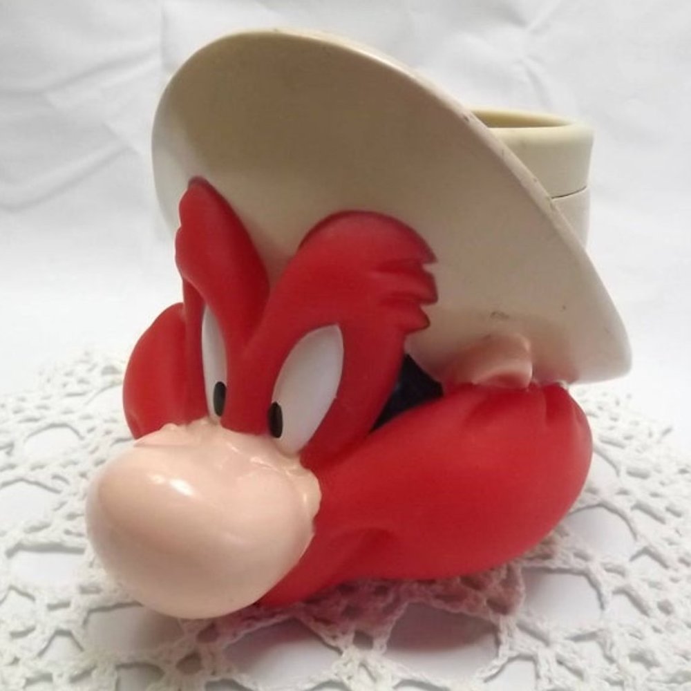 Vintage 1992 Yosemite Sam Plastic Coffee Mug